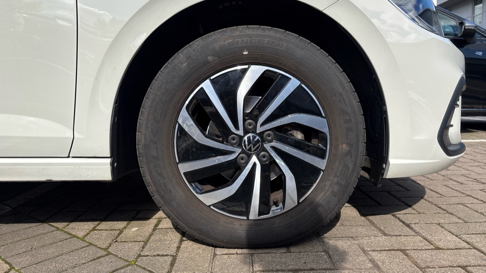 Volkswagen Polo 1.0 TSI Life 5dr Petrol Hatchback - Image 5