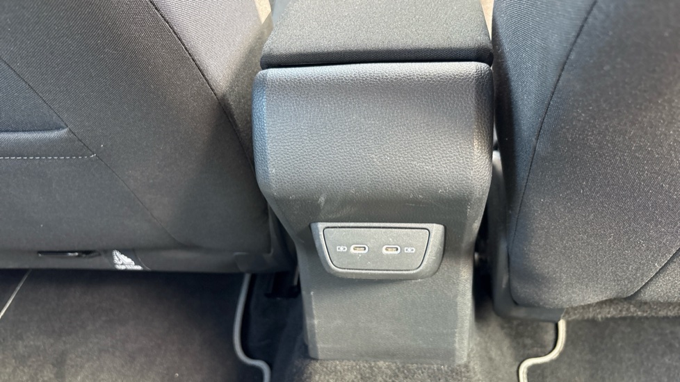 Volkswagen Polo 1.0 TSI Life 5dr Petrol Hatchback - Image 36