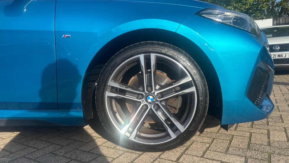 BMW 2 Series 218i [136] M Sport 4dr DCT Petrol Saloon - Image 5