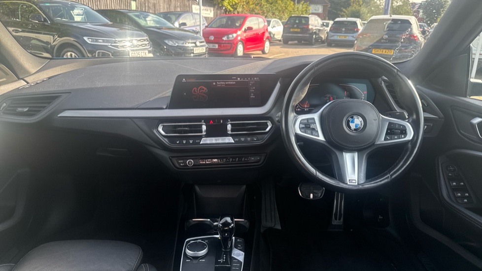 BMW 2 Series 218i [136] M Sport 4dr DCT Petrol Saloon - Image 9