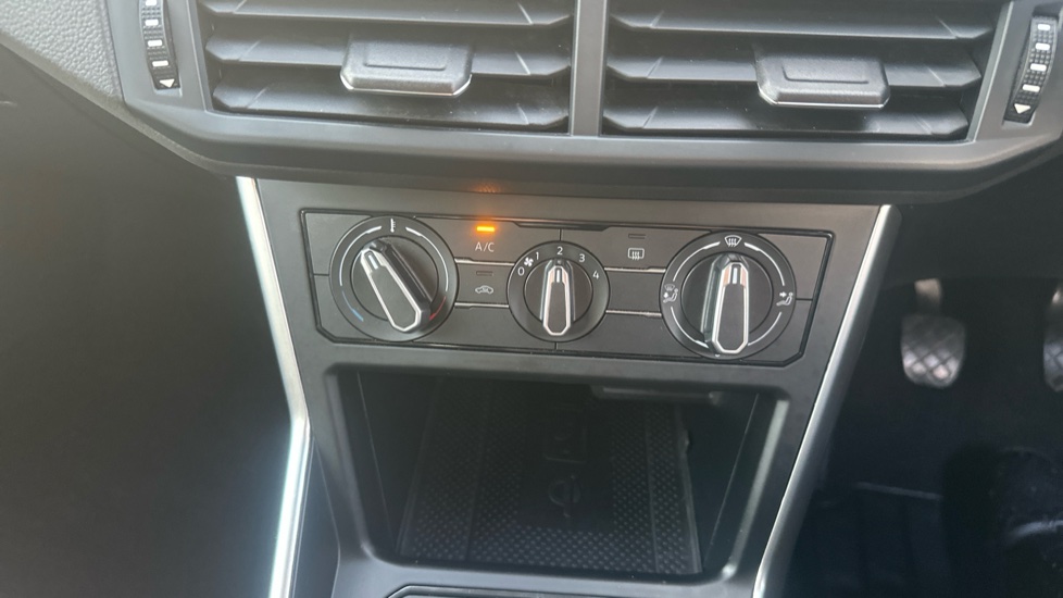 Volkswagen Taigo 1.0 TSI Life 5dr Petrol Hatchback - Image 13