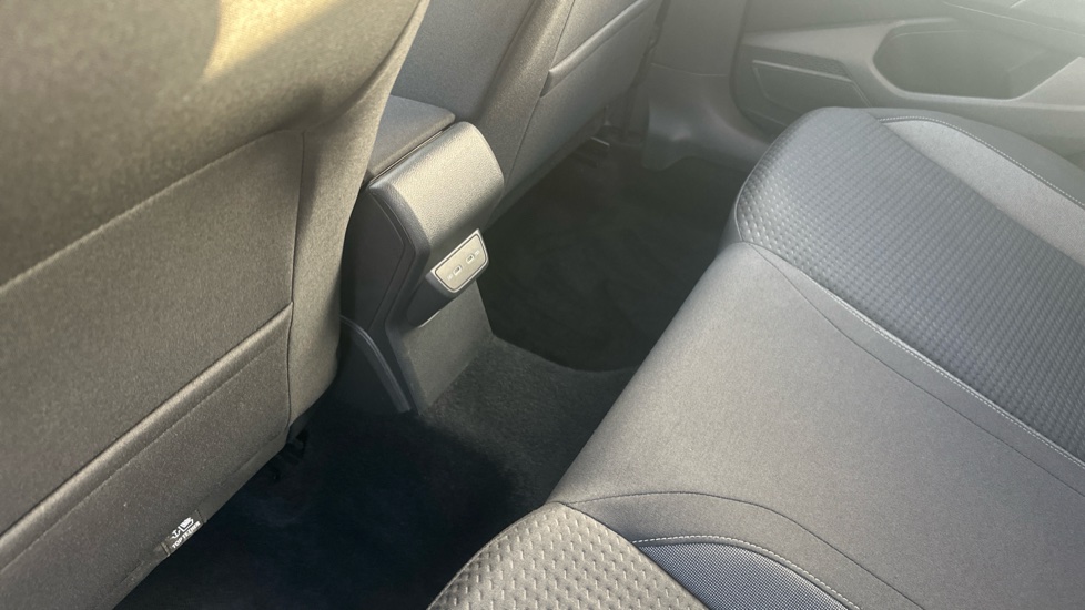 Volkswagen Taigo 1.0 TSI Life 5dr Petrol Hatchback - Image 24