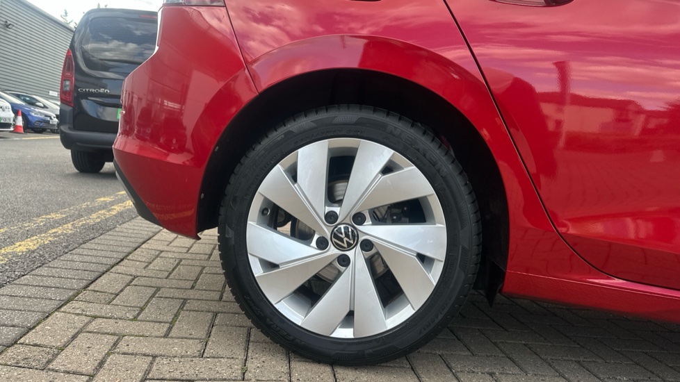 Volkswagen Golf 1.5 TSI 150 Style 5dr Petrol Hatchback - Image 5