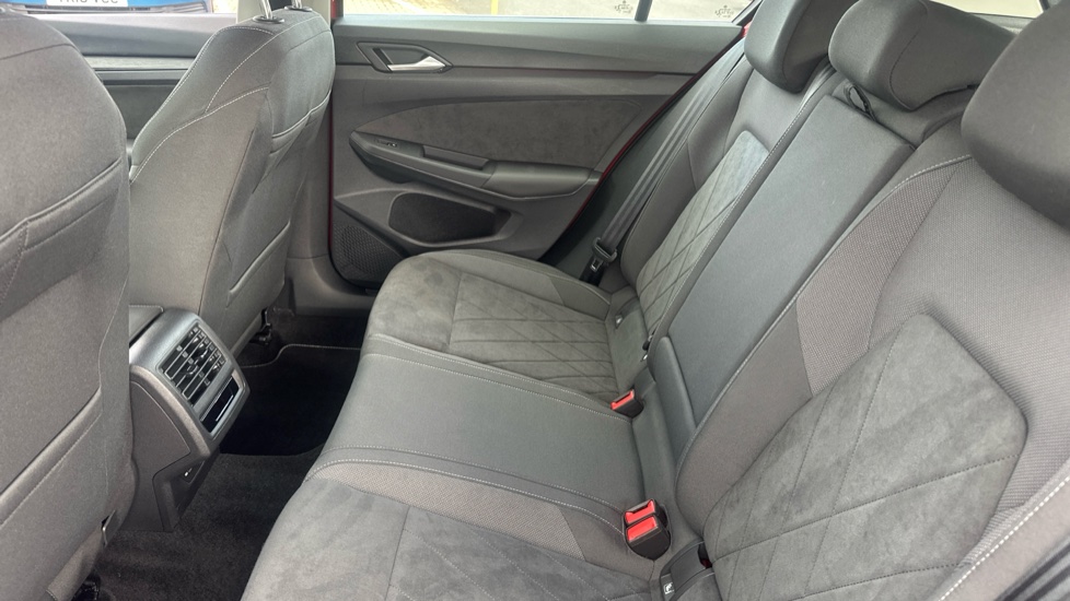 Volkswagen Golf 1.5 TSI 150 Style 5dr Petrol Hatchback - Image 25