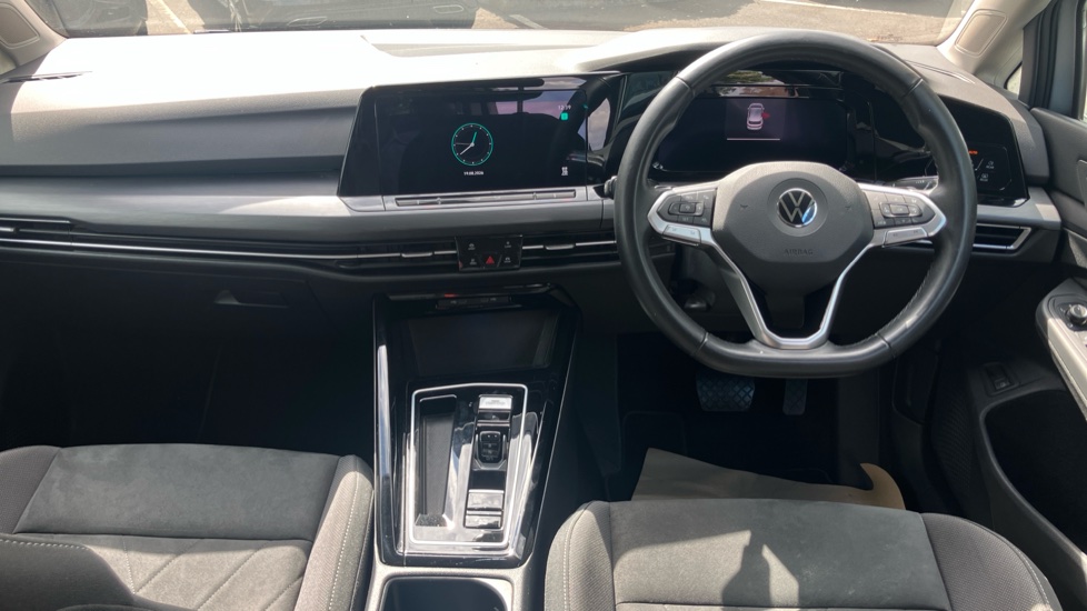 Volkswagen Golf 1.4 TSI eHybrid Style 5dr DSG Hatchback - Image 9