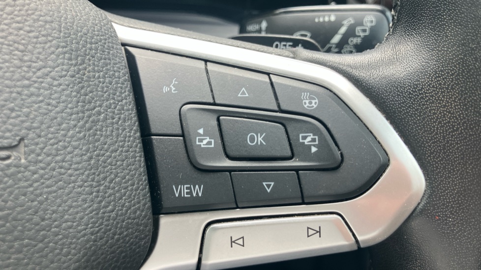 Volkswagen Golf 1.4 TSI eHybrid Style 5dr DSG Hatchback - Image 18