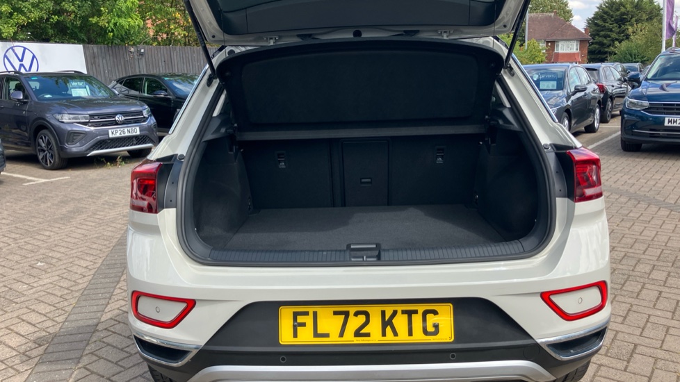 Volkswagen T-Roc 1.5 TSI Style 5dr Petrol Hatchback - Image 20