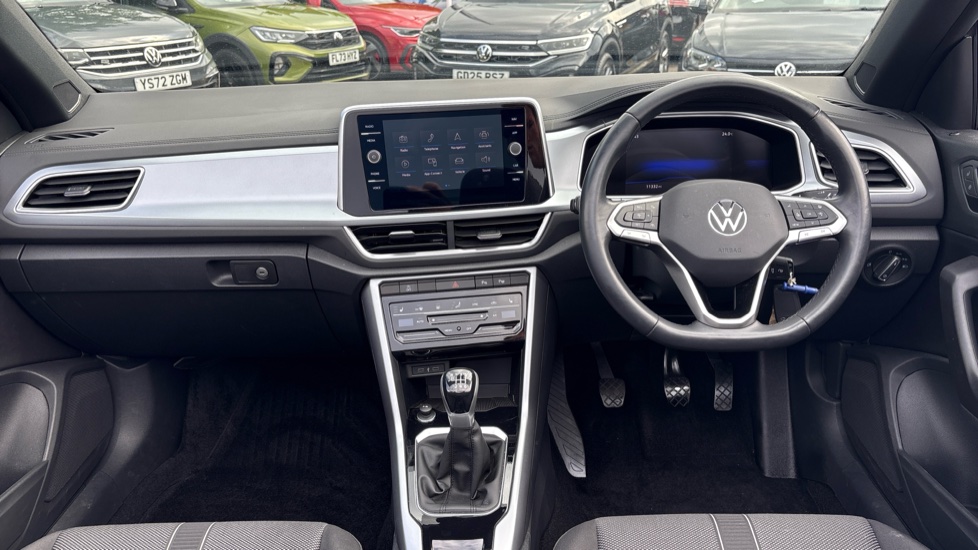 Volkswagen T-Roc 1.5 TSI Style 2dr Petrol Cabriolet - Image 9