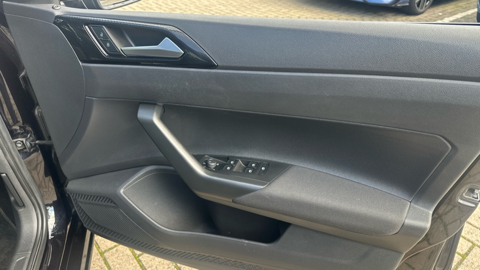 Volkswagen Polo 1.0 TSI Life 5dr Petrol Hatchback - Image 19