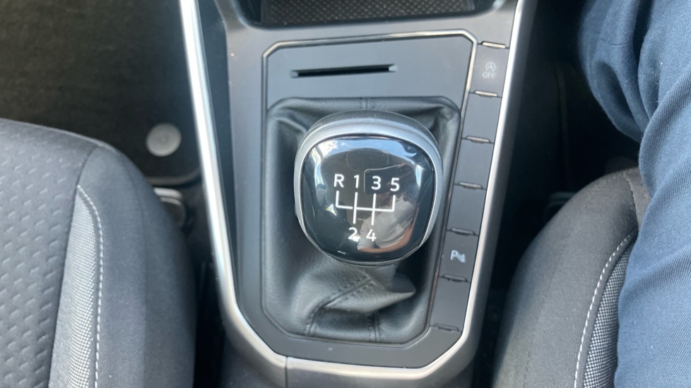Volkswagen Polo 1.0 TSI Life 5dr Petrol Hatchback - Image 24