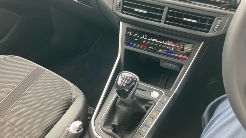 Volkswagen Polo 1.0 TSI Edition 50 5dr Petrol Hatchback - Image 14