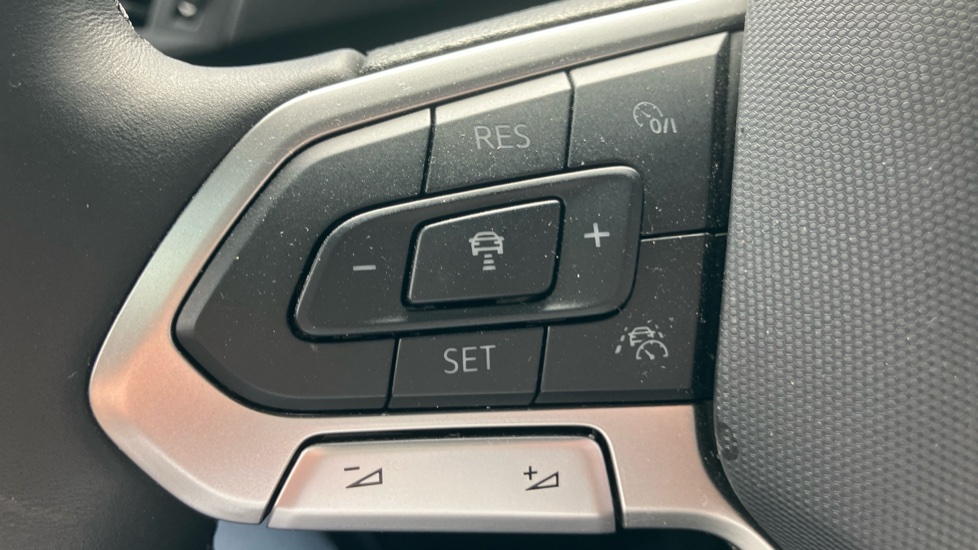 Volkswagen Polo 1.0 TSI Edition 50 5dr Petrol Hatchback - Image 17