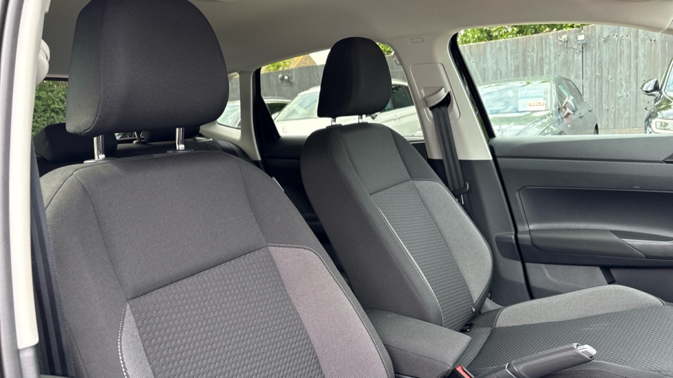 Volkswagen Polo 1.0 TSI Match 5dr DSG Petrol Hatchback - Image 37