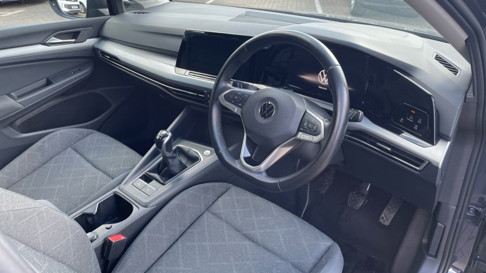 Volkswagen Golf 1.5 TSI 150 Life 5dr Petrol Hatchback - Image 6