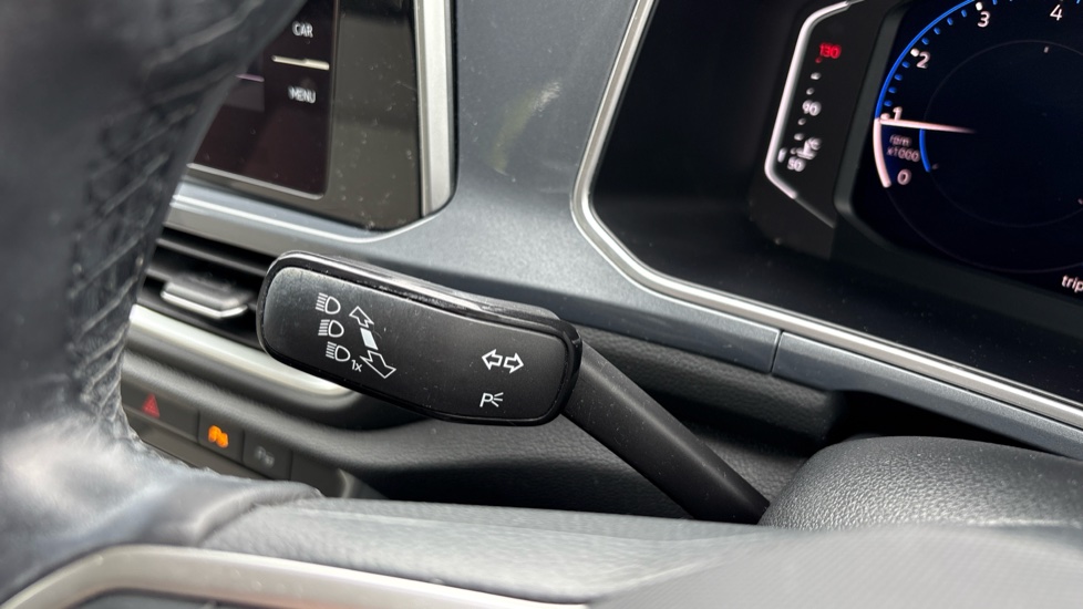 Volkswagen T-Roc 1.5 TSI Style 5dr Petrol Hatchback - Image 26
