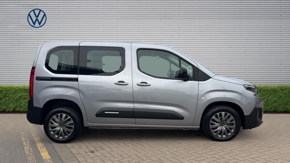 Citroen Berlingo M Petrol 1.2 PureTech 110ps Plus [5 seat] - Image 4
