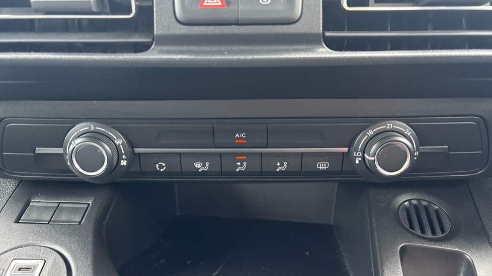 Citroen Berlingo M Petrol 1.2 PureTech 110ps Plus [5 seat] - Image 13