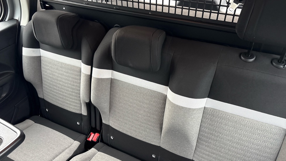 Citroen Berlingo M Petrol 1.2 PureTech 110ps Plus [5 seat] - Image 16
