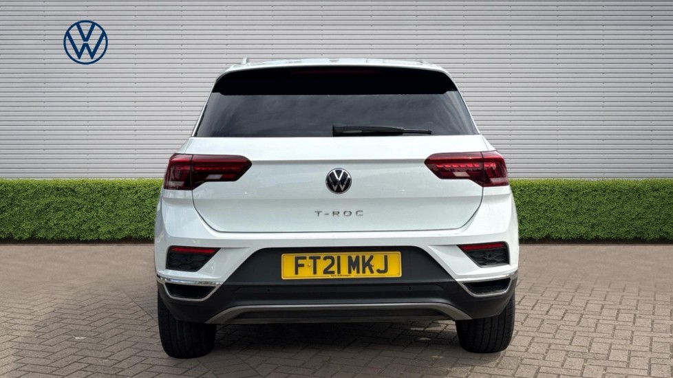 Volkswagen T-Roc 1.5 TSI EVO SEL 5dr DSG Petrol Hatchback - Image 8