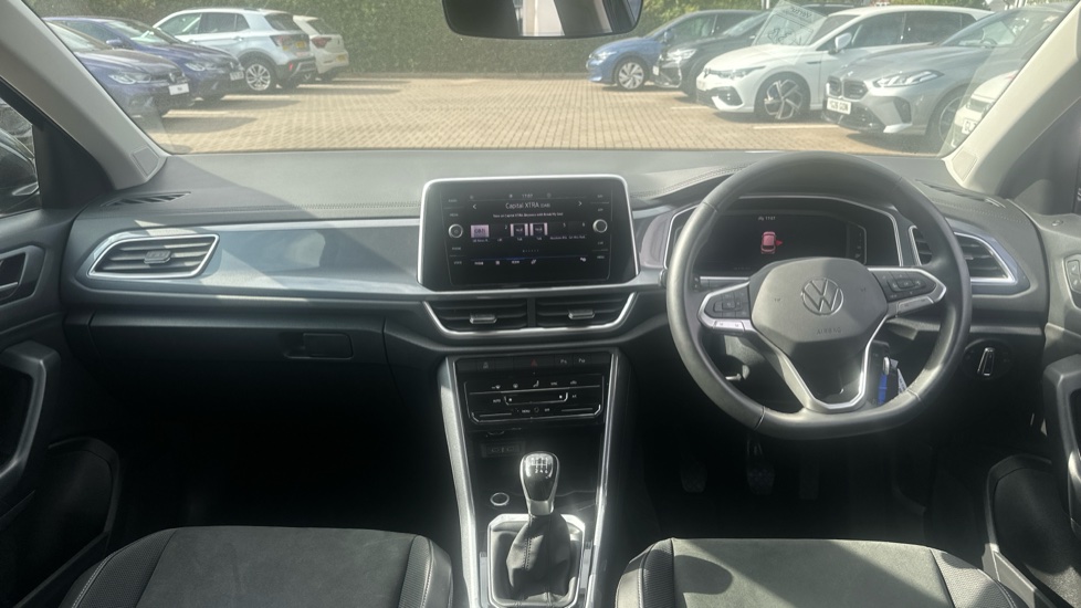 Volkswagen T-Roc 1.5 TSI Style 5dr Petrol Hatchback - Image 9