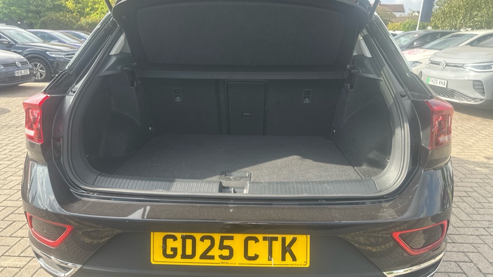 Volkswagen T-Roc 1.5 TSI Style 5dr Petrol Hatchback - Image 20