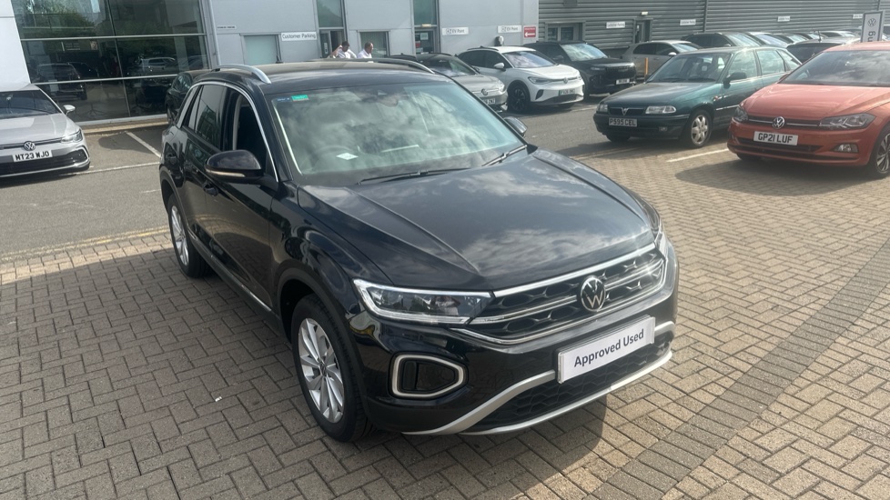 Volkswagen T-Roc 1.5 TSI Style 5dr Petrol Hatchback - Image 26