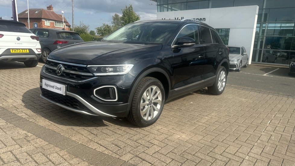 Volkswagen T-Roc 1.5 TSI Style 5dr Petrol Hatchback - Image 29