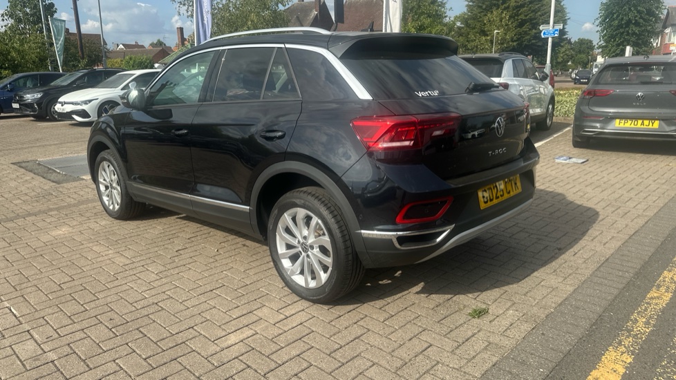 Volkswagen T-Roc 1.5 TSI Style 5dr Petrol Hatchback - Image 31