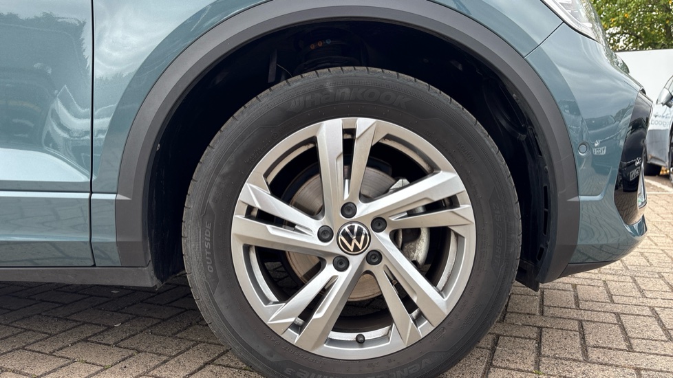 Volkswagen T-Roc 1.5 TSI R-Line 5dr Petrol Hatchback - Image 5
