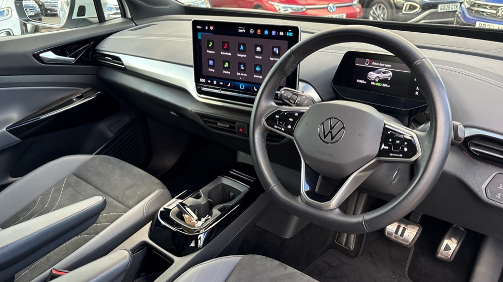 Volkswagen ID.4 210kW Match Pro 77kWh 5dr Auto Electric Estate - Image 6