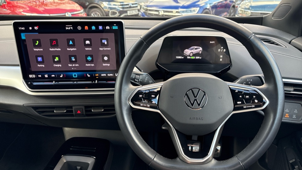 Volkswagen ID.4 210kW Match Pro 77kWh 5dr Auto Electric Estate - Image 10