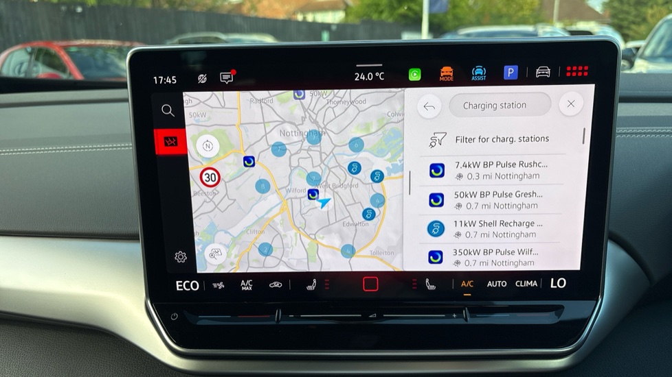 Volkswagen ID.4 210kW Match Pro 77kWh 5dr Auto Electric Estate - Image 38