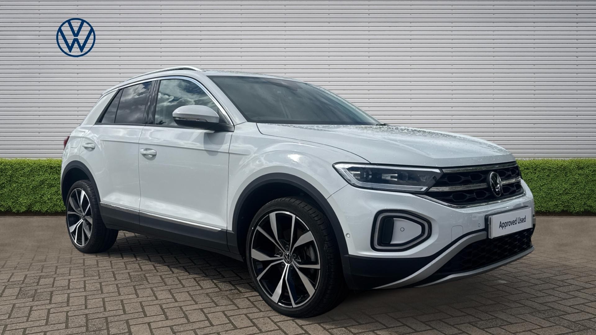 Volkswagen T-Roc dealer public-web source image