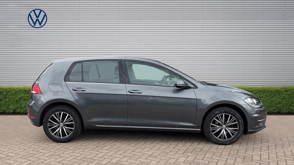 Volkswagen Golf 1.0 TSI 110 SE 5dr Petrol Hatchback - Image 4