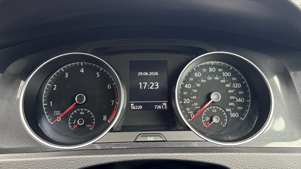 Volkswagen Golf 1.0 TSI 110 SE 5dr Petrol Hatchback - Image 11