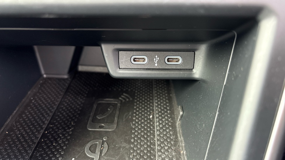 Volkswagen Taigo 1.0 TSI 110 Life 5dr DSG Petrol Hatchback - Image 33