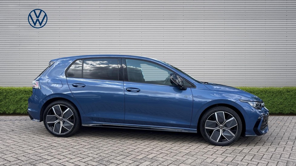 Volkswagen Golf 1.5 TSI 150 Black Edition 5dr Petrol Hatchback - Image 4