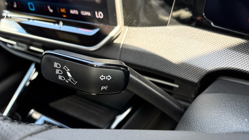 Volkswagen Golf 1.5 TSI 150 Black Edition 5dr Petrol Hatchback - Image 28
