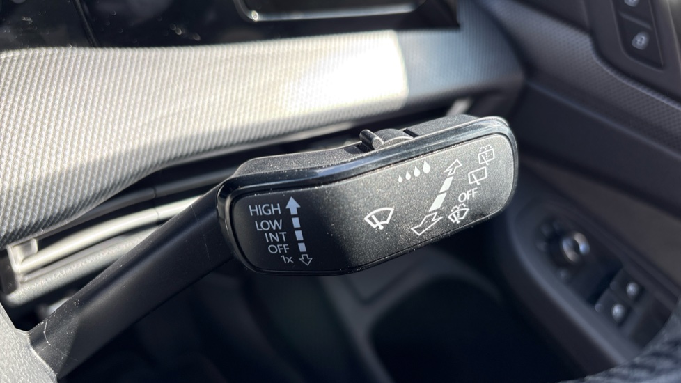Volkswagen Golf 1.5 TSI 150 Black Edition 5dr Petrol Hatchback - Image 29