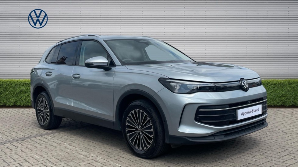 Volkswagen Tiguan 1.5 TSI eHybrid Match 5dr DSG Estate - Image 1