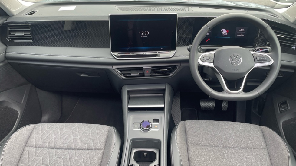 Volkswagen Tiguan 1.5 TSI eHybrid Match 5dr DSG Estate - Image 9