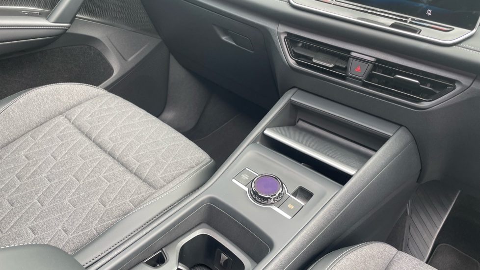 Volkswagen Tiguan 1.5 TSI eHybrid Match 5dr DSG Estate - Image 14