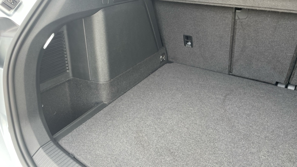 Volkswagen Tiguan 1.5 TSI eHybrid Match 5dr DSG Estate - Image 21