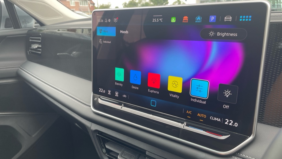 Volkswagen Tiguan 1.5 TSI eHybrid Match 5dr DSG Estate - Image 43