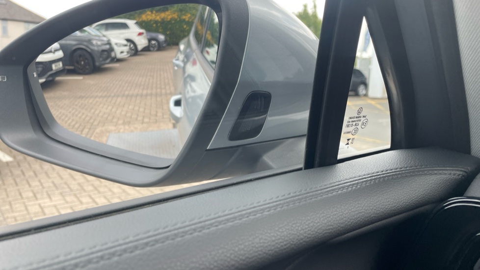 Volkswagen Tiguan 1.5 TSI eHybrid Match 5dr DSG Estate - Image 45