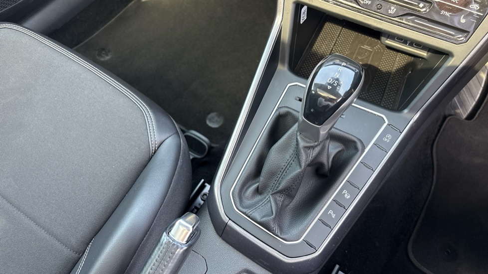 Volkswagen Taigo 1.5 TSI 150 Style 5dr DSG Petrol Hatchback - Image 14