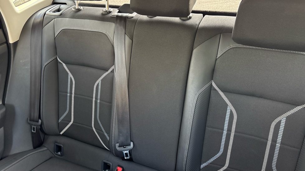 Volkswagen Taigo 1.5 TSI 150 Style 5dr DSG Petrol Hatchback - Image 16