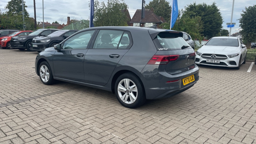 Volkswagen Golf 2.0 TDI Life 5dr Diesel Hatchback - Image 27