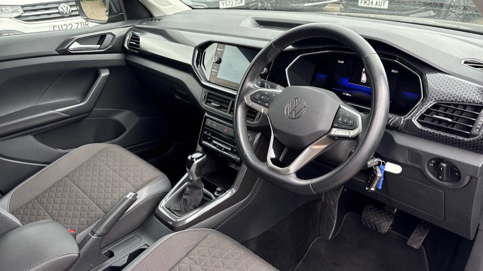 Volkswagen T-Cross 1.0 TSI 110 SEL 5dr DSG Petrol Estate - Image 6