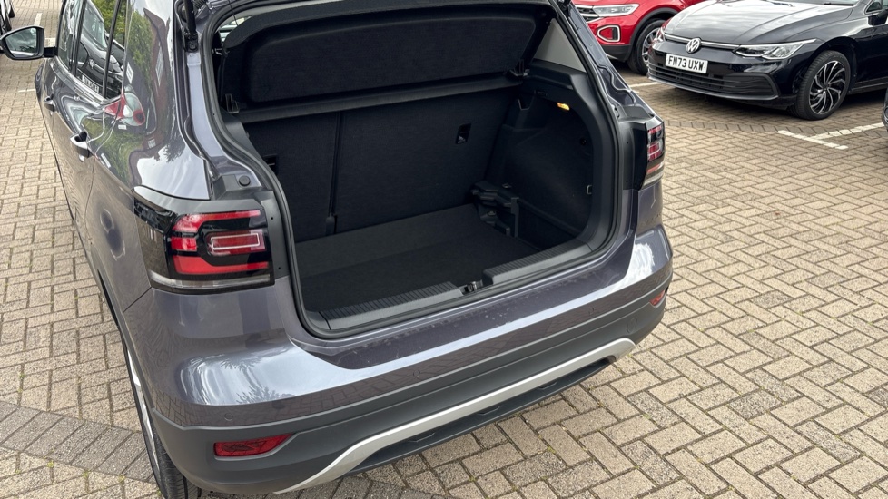 Volkswagen T-Cross 1.0 TSI 110 SEL 5dr DSG Petrol Estate - Image 39